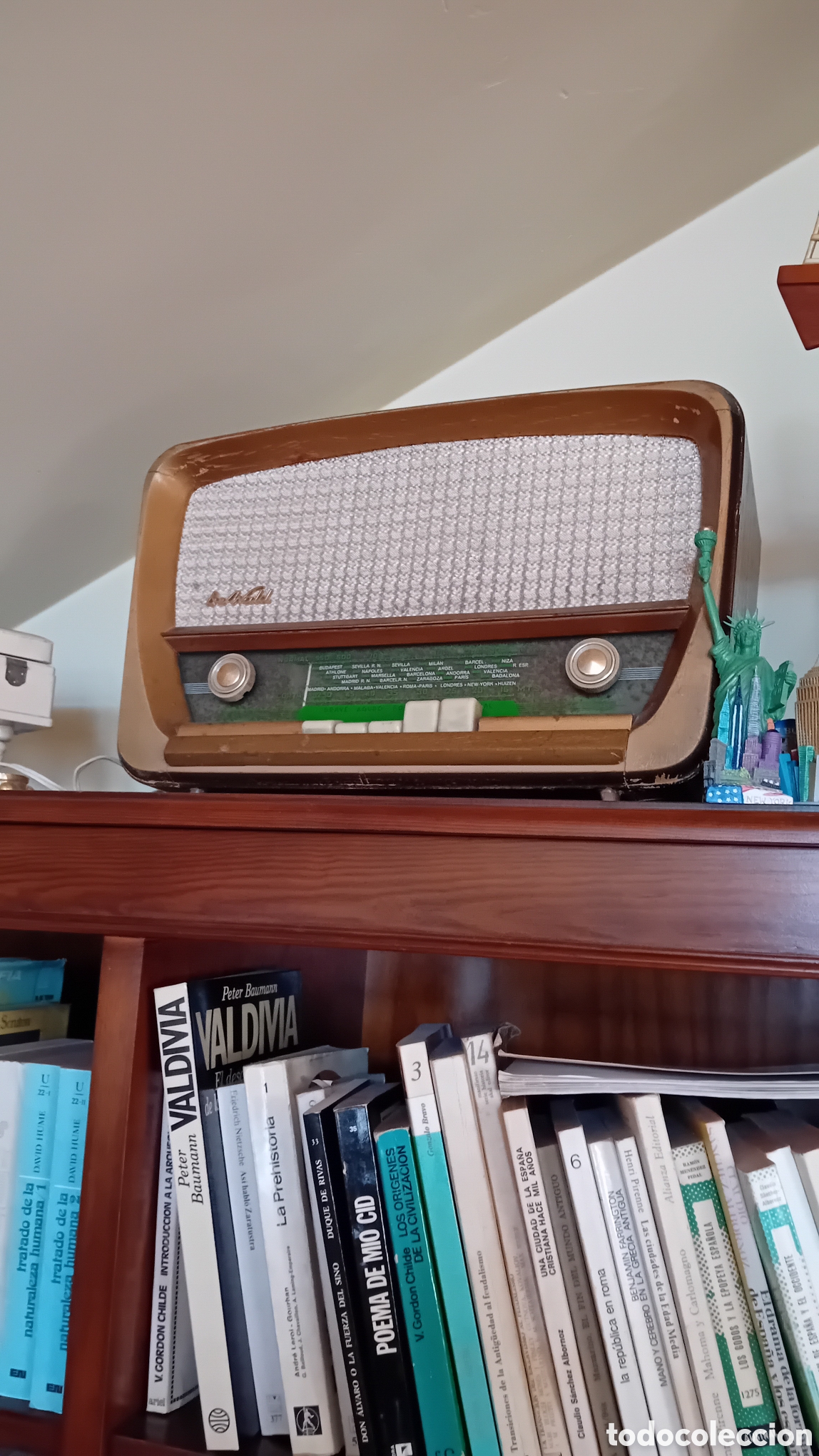 Old radios: Radio antigua dewald,modelo 205
