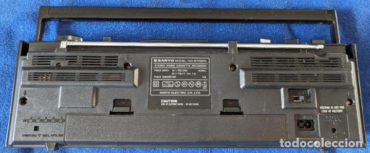 Radios antiguas: Radio cassette SANYO M7020L &iexcl;Funcionando! - Foto 3