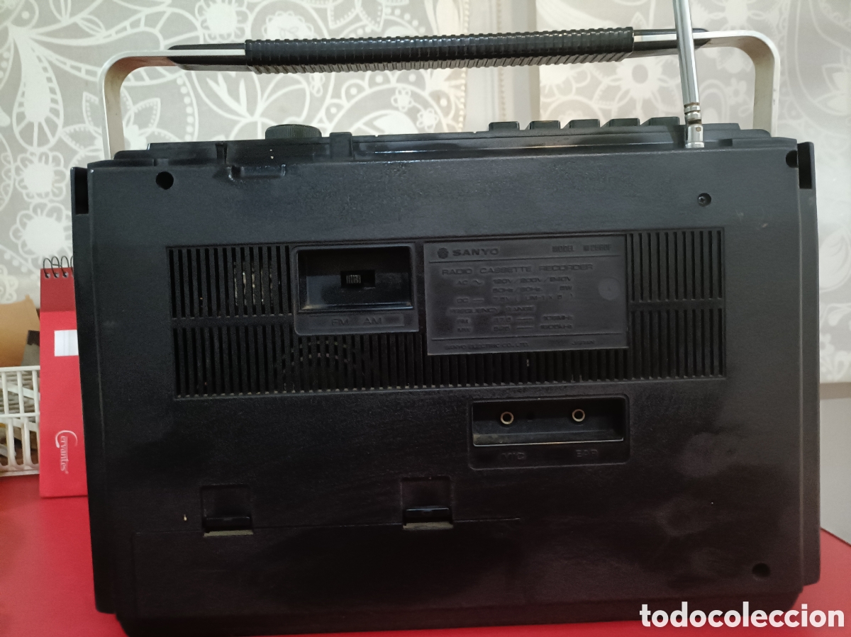 Radios antiguas: Radio casete sanyo - Foto 4