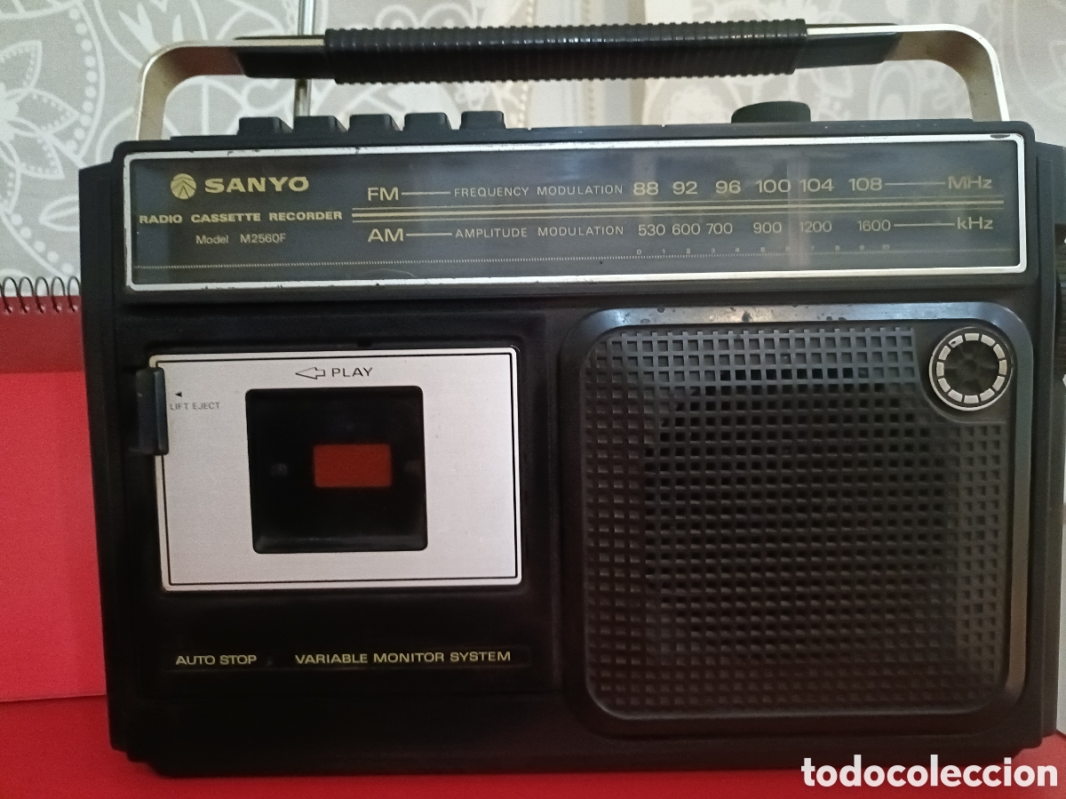 Radios antiguas: Radio casete sanyo - Foto 1