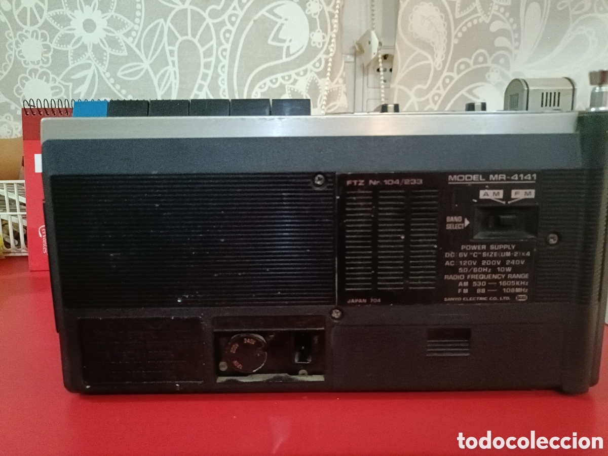 Radios antiguas: Radio casete sanyo - Foto 3