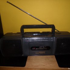 Radios antiguas: RADIO CASSETTE SHARP MODELO : WQ-T205H - ATENCION SOLO FUCIONA LA RADIO / NO LA PLATINA - 1€Y+