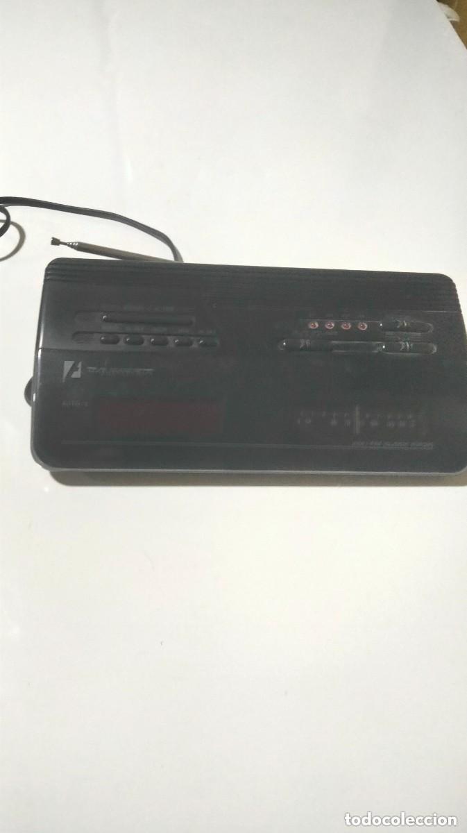 Radios antiguas: radio ,reloj,alarma marca THUNDER - Foto 1