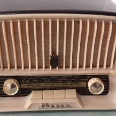Radios antiguas: RADIO A VALVULAS IBERIA Q-1524