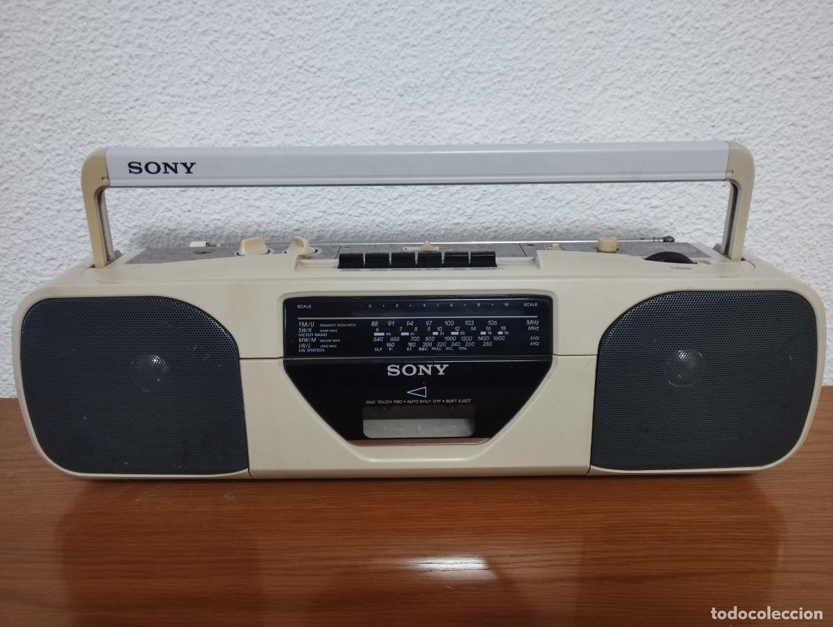 Radios antiguas: Radio cassette Sony CFS-202L a&ntilde;o 1985 - Foto 16