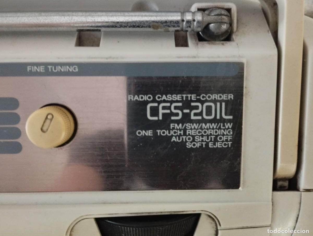 Radios antiguas: Radio cassette Sony CFS-202L a&ntilde;o 1985 - Foto 17