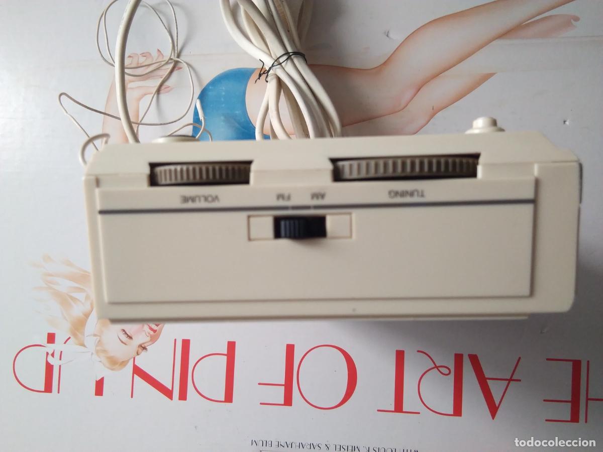 Radios antiguas: RADIO TRANSISTOR PHILIPS ELECTRONIC CLOCK D3140 - Foto 3