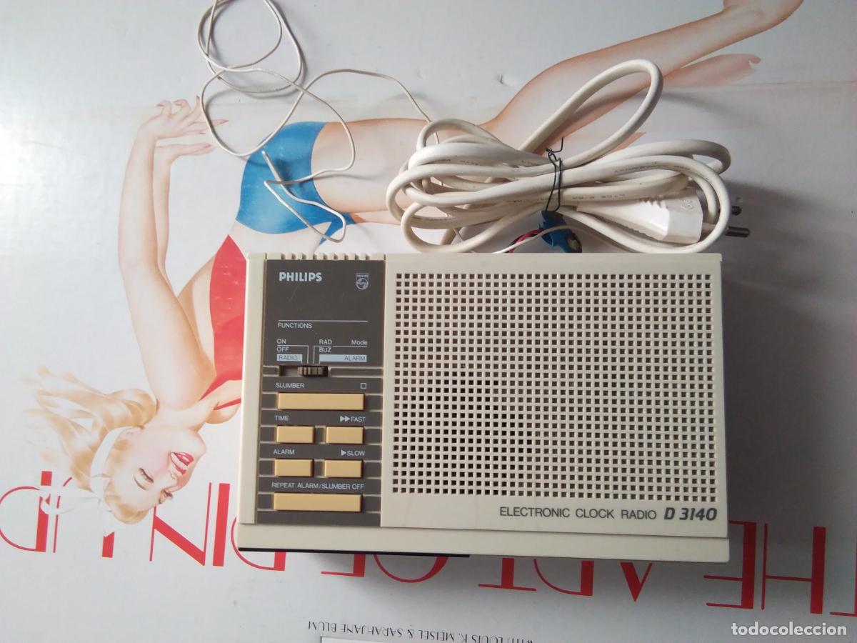 Radios antiguas: RADIO TRANSISTOR PHILIPS ELECTRONIC CLOCK D3140 - Foto 1