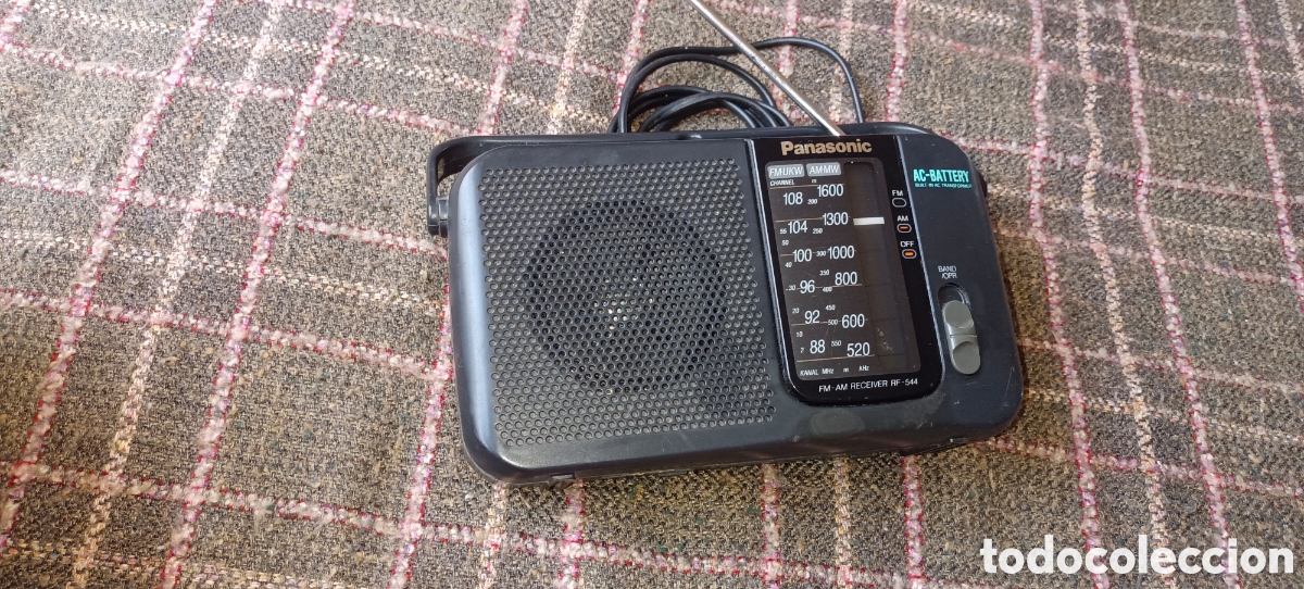 Radios antiguas: Transistor Panasonic RF 544 a&ntilde;os 80 funcionando - Foto 2