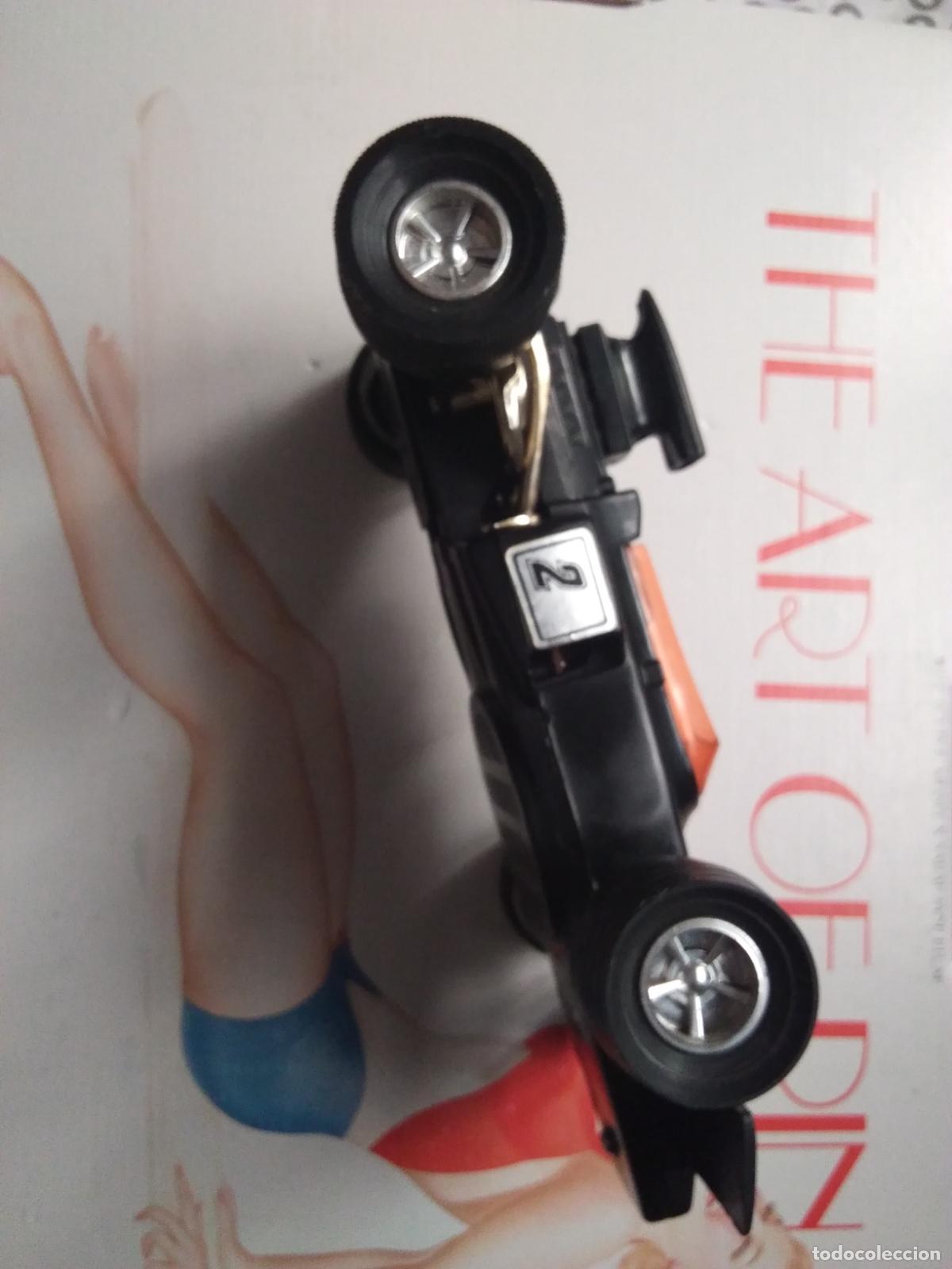 Radios antiguas: RADIO TRANSISTOR EN FORMA DE COCHE - Foto 4