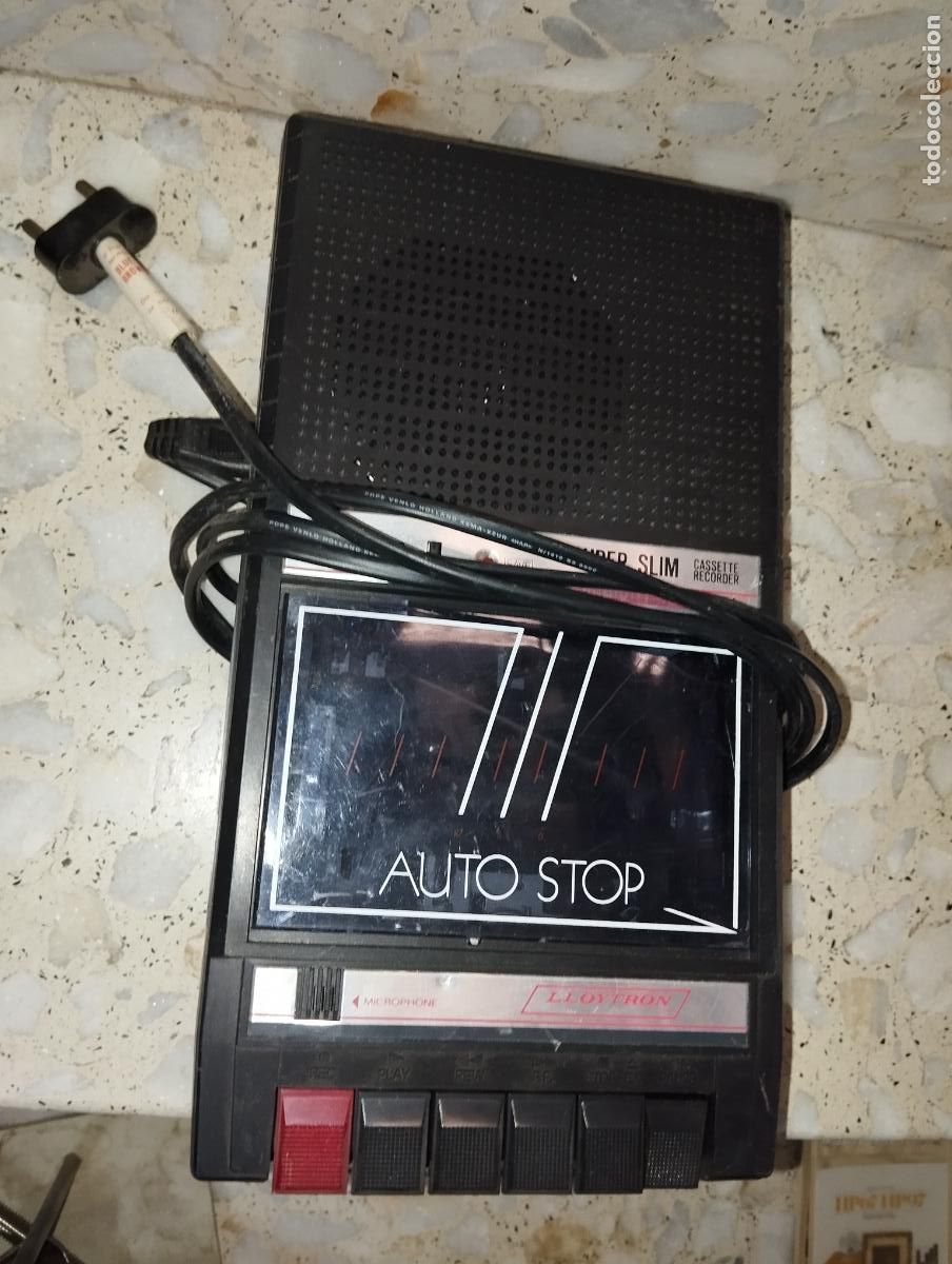 Radios antiguas: CASSETTE RECORDER LLOYTRON SUPER SLIM // FUNCIONA - Foto 1