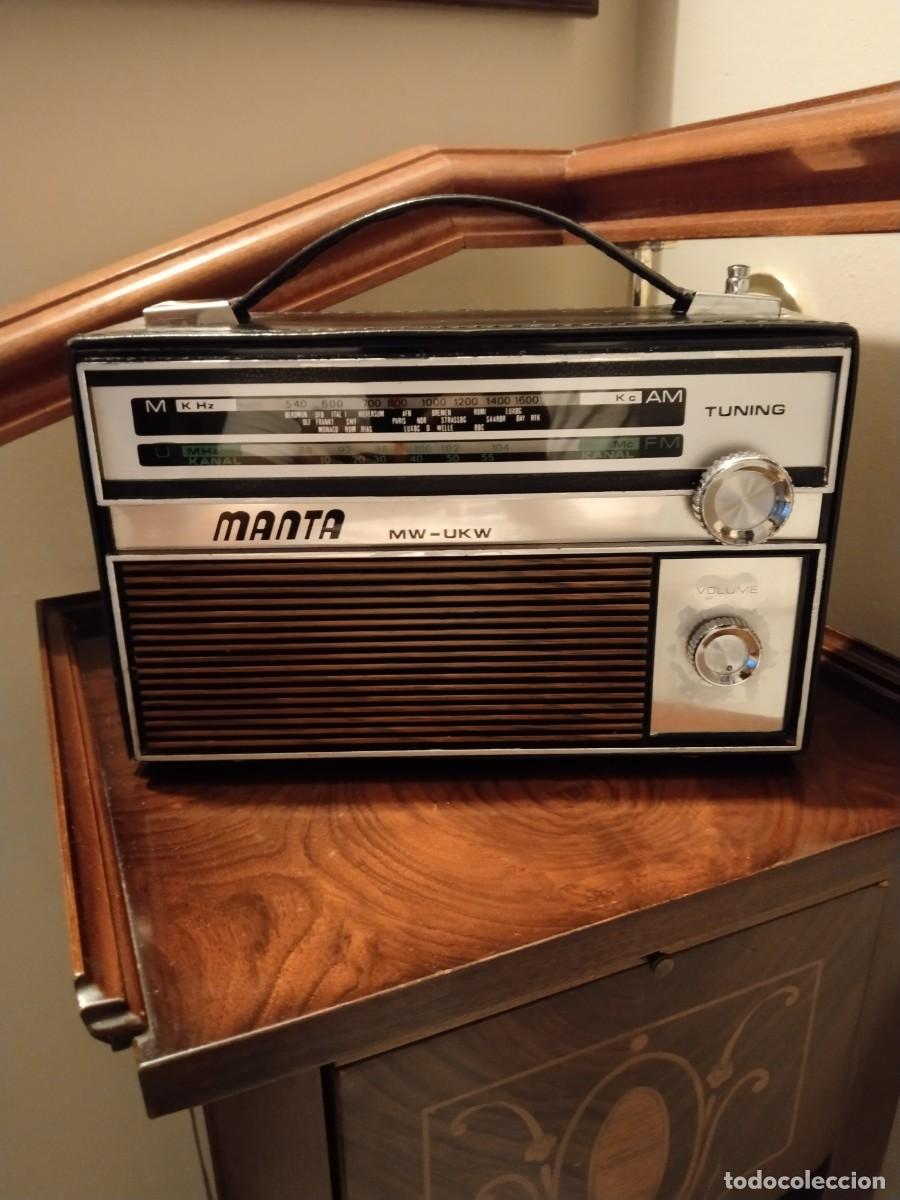 Radios antiguas: Radio transistor Manta - Foto 1