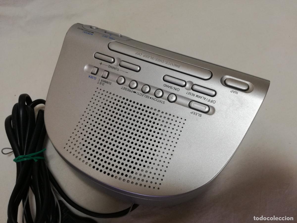 Radios antiguas: RADIO DESPERTADOR SONY ICF-C273 (FUNCIONA) - Foto 12