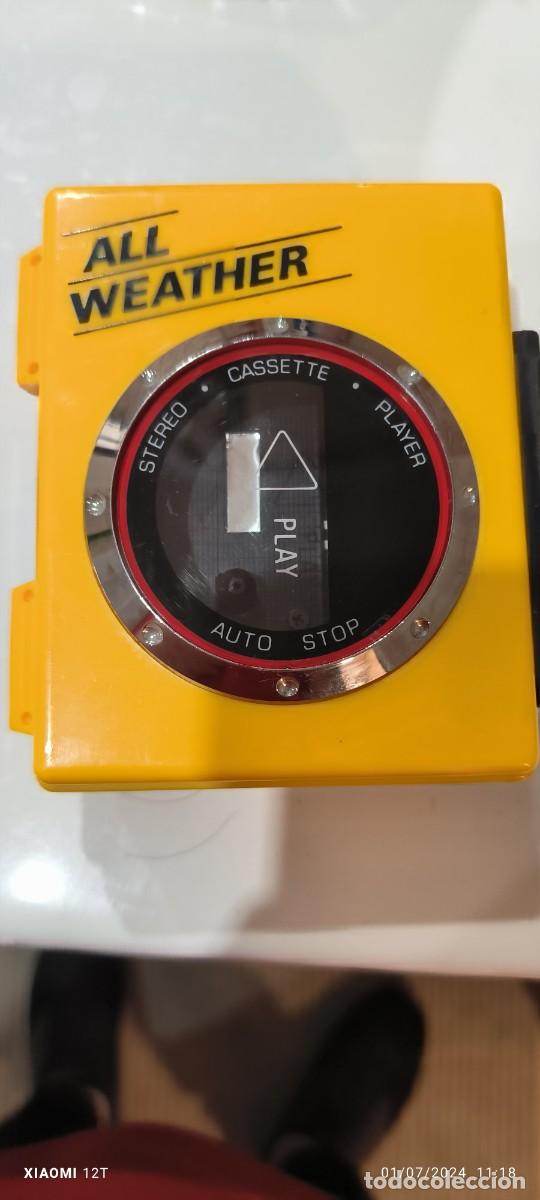 Radios antiguas: ANTIGUO SPORT STEREO CASSETTE PLAYER FUNCIONANDO, RESISTENTE AL AGUA - Foto 1