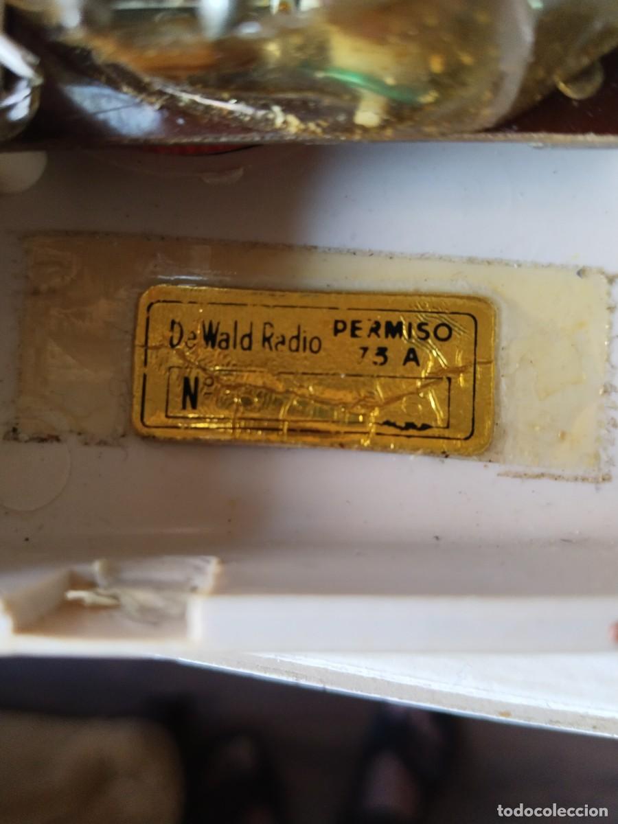 Radios antiguas: Peque&ntilde;o radio transistor De Wald - Foto 17