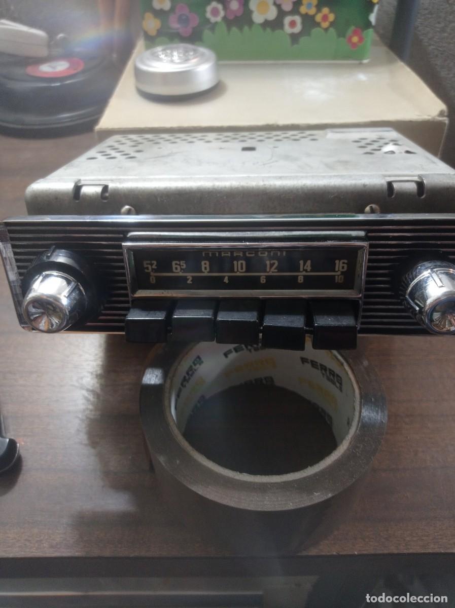 Radios antiguas: Antigua radio de coche Marconi - Foto 1