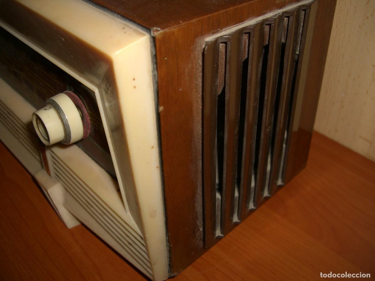 Radios antiguas: RADIO HELVECO MADERA BAQUELITA - Foto 5