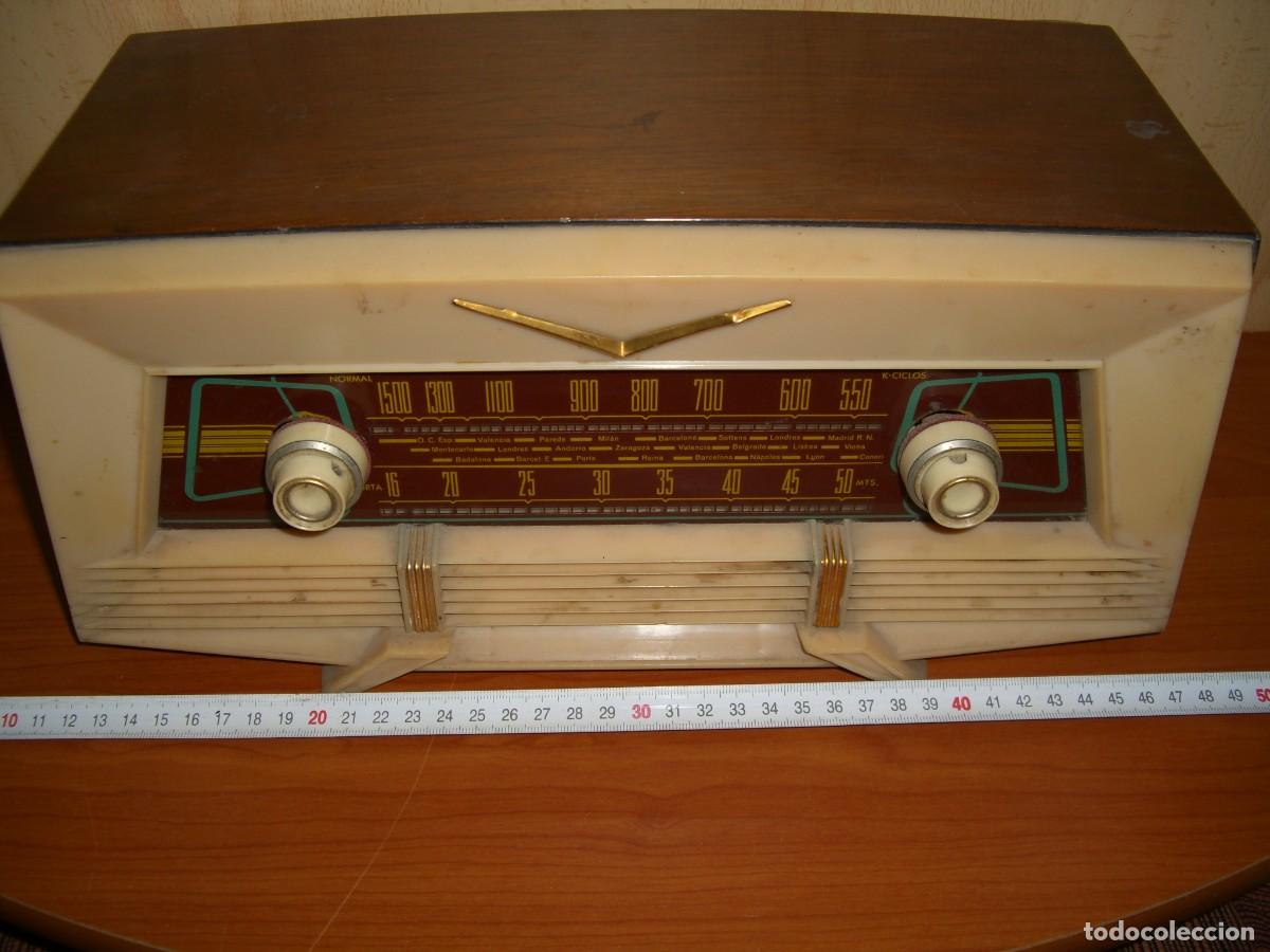 Radios antiguas: RADIO HELVECO MADERA BAQUELITA - Foto 10