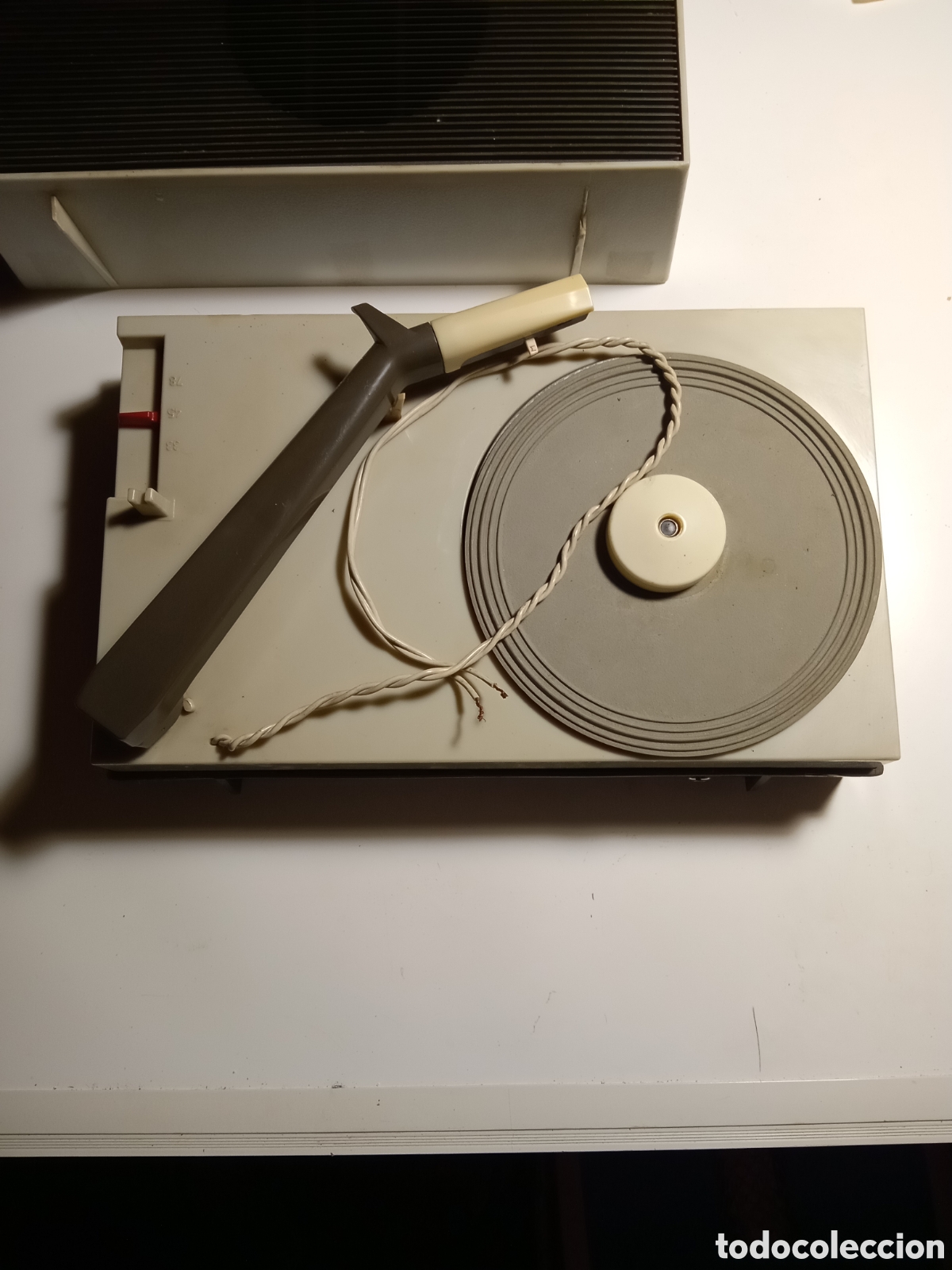 Radios antiguas: Tocadiscos PHILIPS ALL TRASISTOR - Foto 2