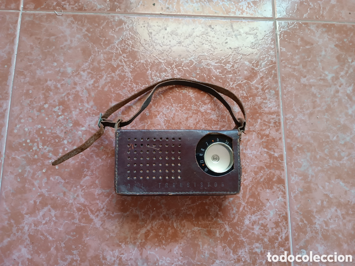 Radios antiguas: Radio transistor antiguo marca Sanyo - Foto 1