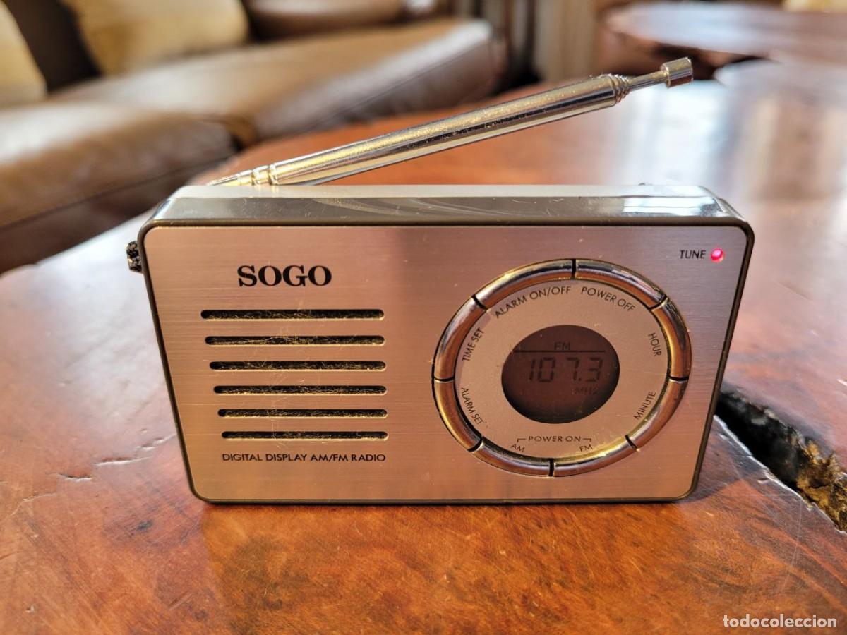 Radios antiguas: MINI TRANSISTOR SOGO DIGITAL DISPLAY SS-8830 9X5,5X2 CM - Foto 1