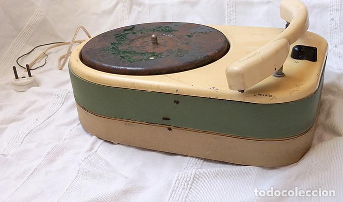 Radios antiguas: Tocadiscos Thorens Plattenspieler-Chassis CB14. [1960] - Foto 3
