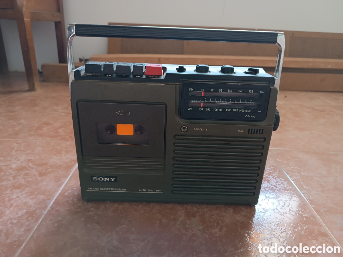 Radios antiguas: Radio cassette antiguo marca Sony - Foto 1