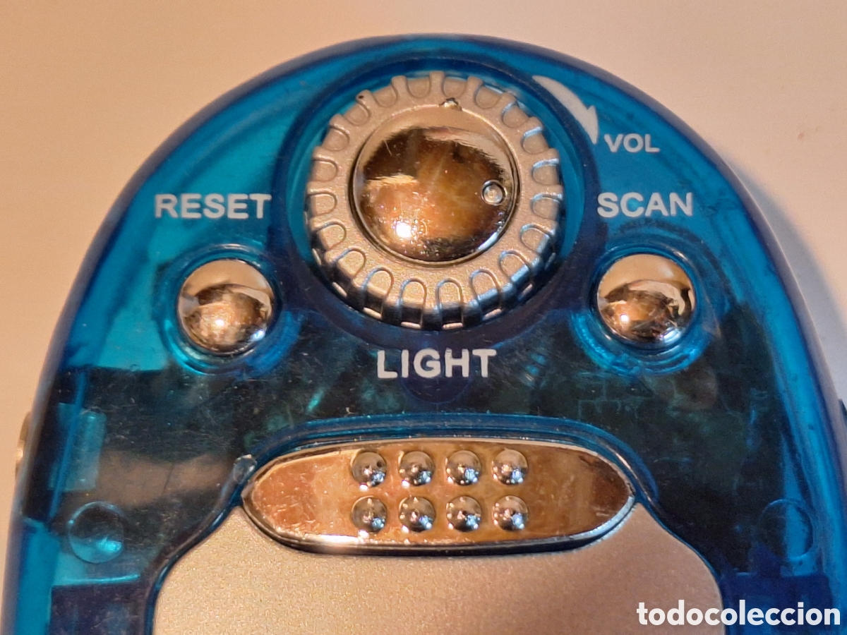 Radios antiguas: MINI RADIO FM CON ESCANEO AUTOM&Aacute;TICO Y LUZ - Foto 2