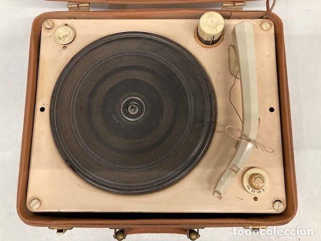 Radios antiguas: Malet&iacute;n tocadiscos La Voix de son Maitre - Foto 3