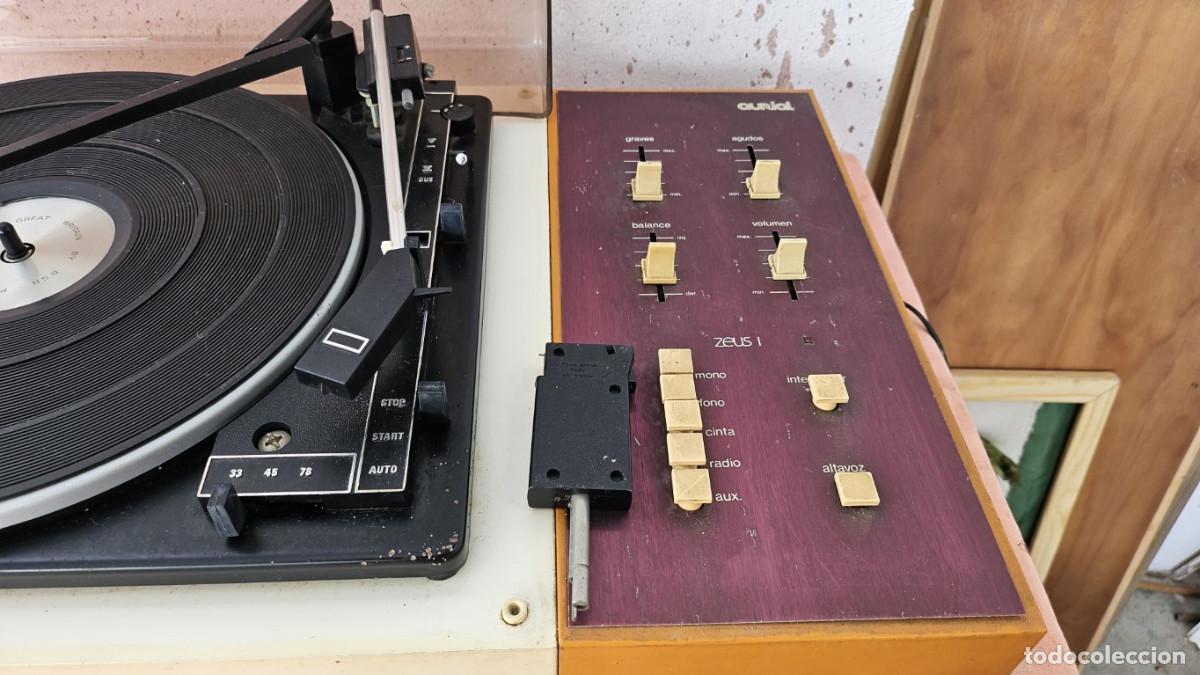 Radios antiguas: tocadisco de los a&ntilde;os 80 - Foto 3