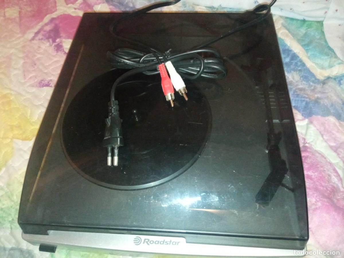 Radios antiguas: Giradiscos Roadstar TTL-8800 MINI TURNTABLE - Foto 1