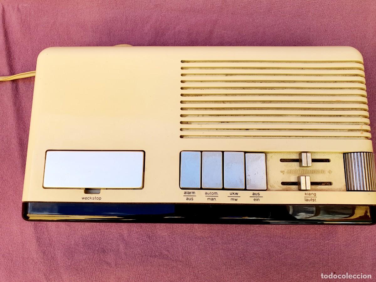 Radios antiguas: Blaupunkt Mega Clock. 1977. - Foto 4
