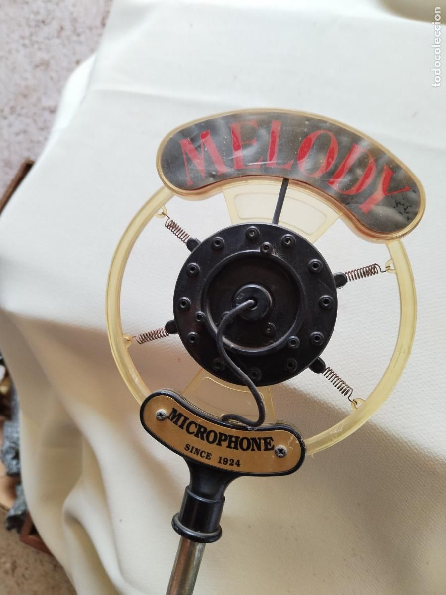 Radios antiguas: radio on the air microphone since 1924 - Foto 3