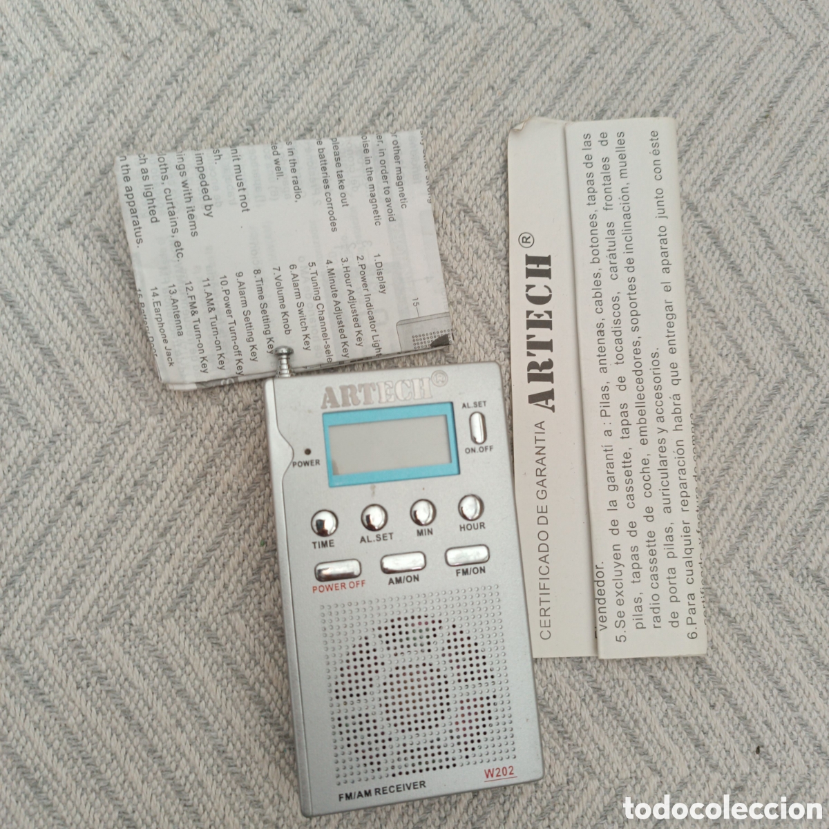 Radios antiguas: Radio 2 bandas Artech FM/AM - Foto 2