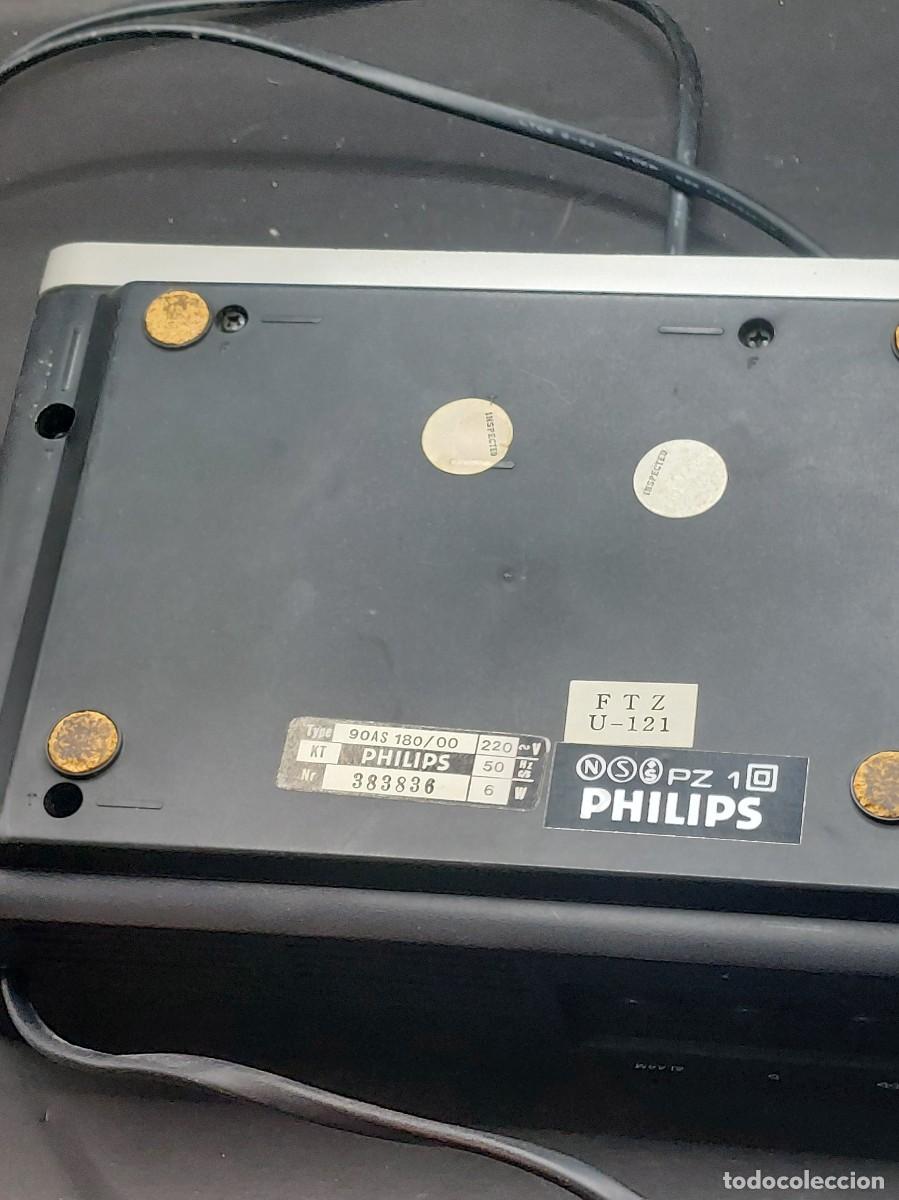 Radios antiguas: RADIO DESPERTADOR PHILIPS ** NO FUNCIONA BIEN** - Foto 9