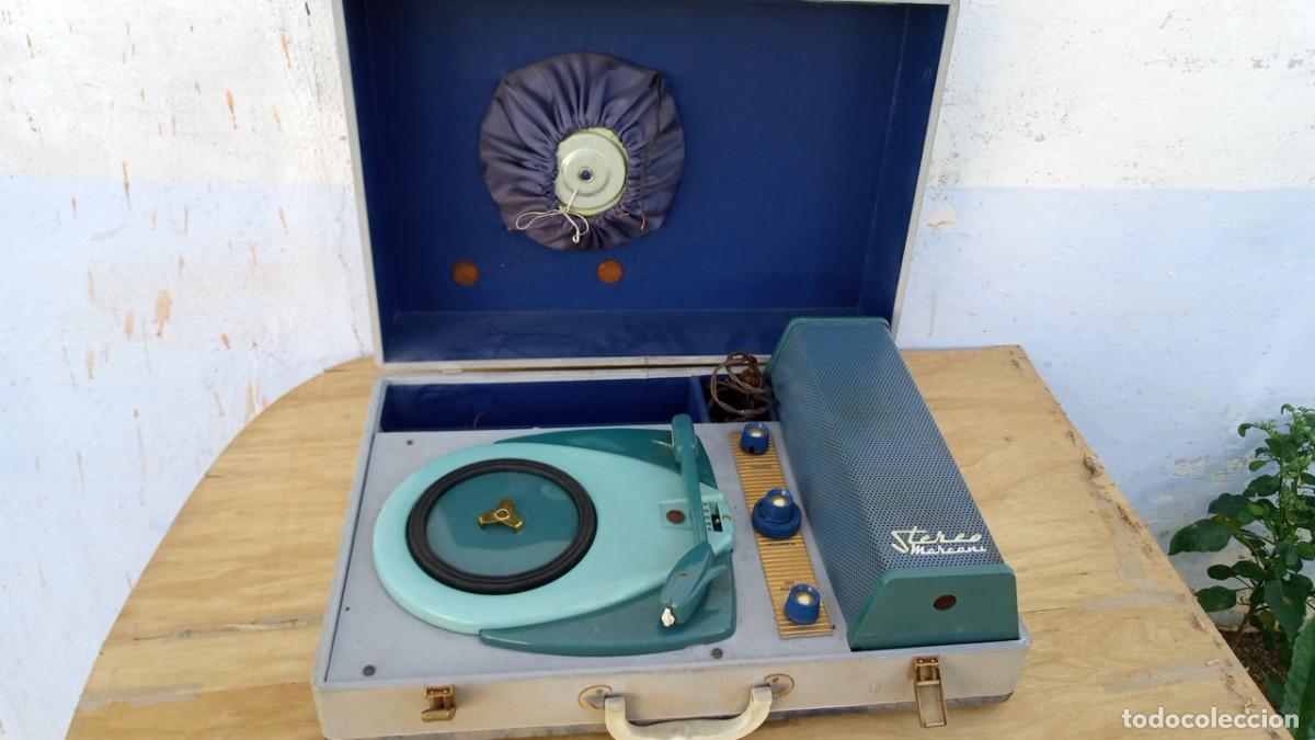 Radios antiguas: Tocadiscos antiguo marca Marconi - Foto 1