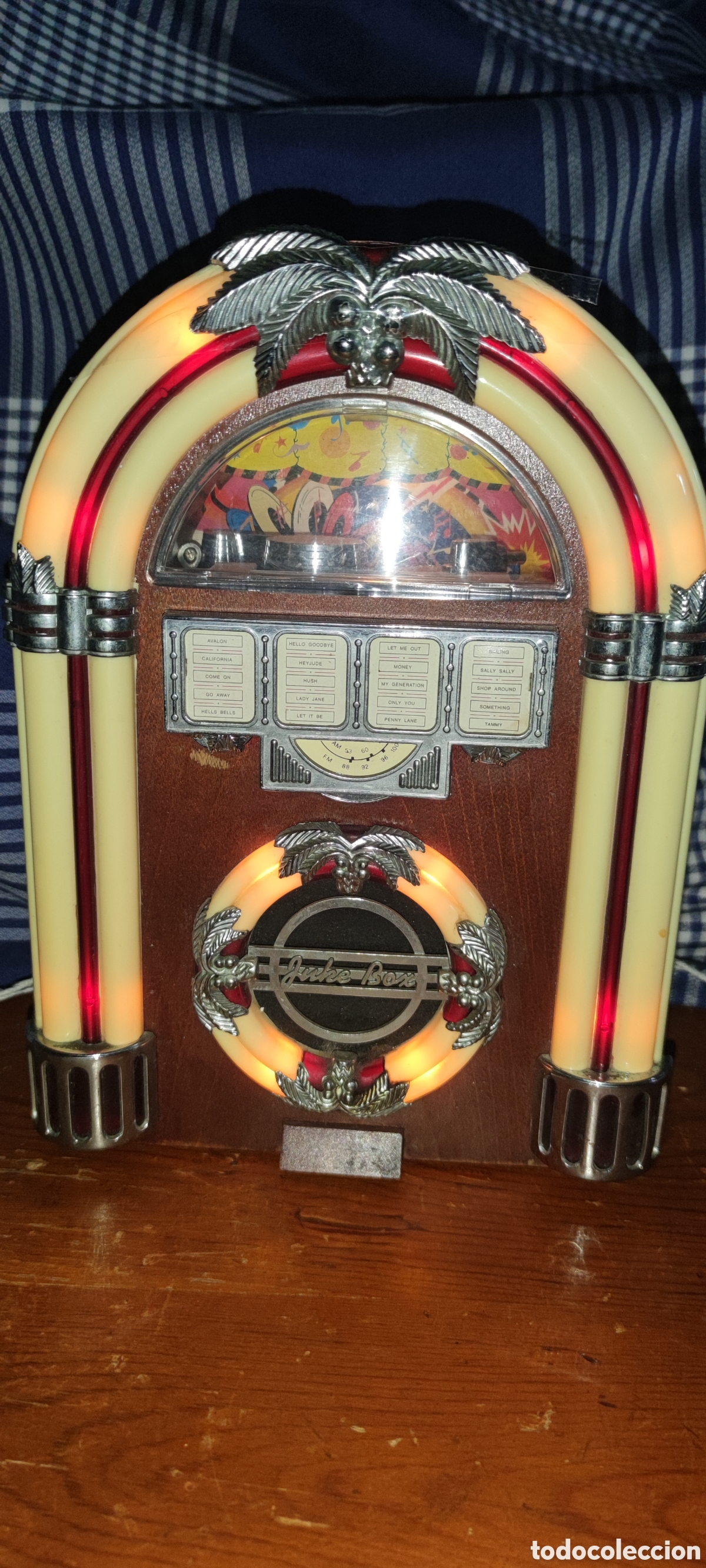 Radios antiguas: Radio juke box. Vintage. - Foto 1