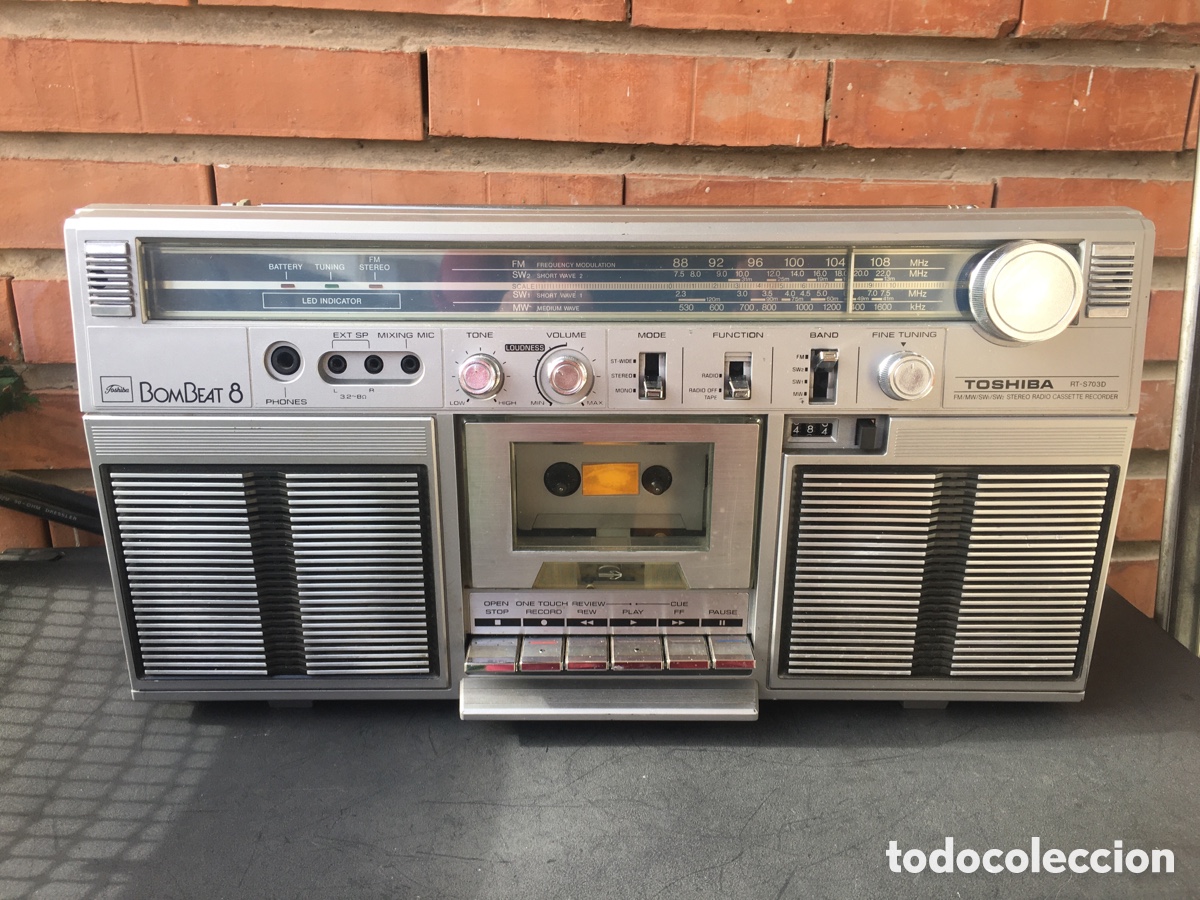Radios antiguas: RADIO CASSETTE TOSHIBA RT-S703D - Foto 1