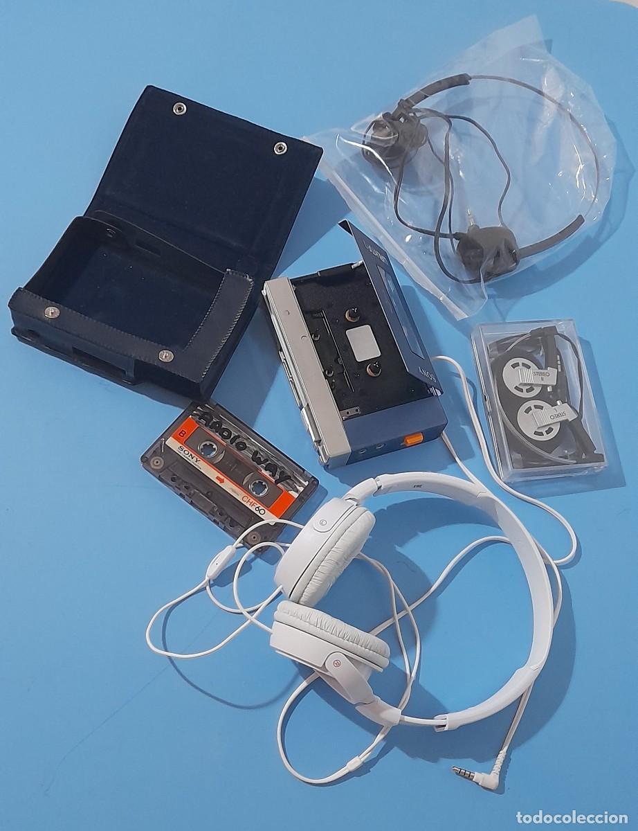 Radios antiguas: WALLMAN SONY LP 2 CON 3 JUEGOS DE CASCOS - Foto 1