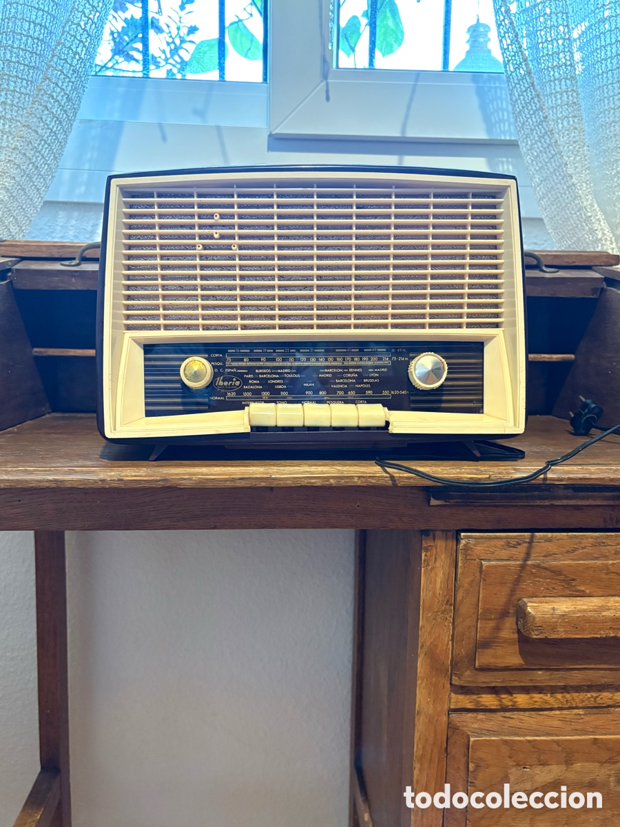 Radios antiguas: RADIO VINTAGE IBERIA B-252 - Foto 5