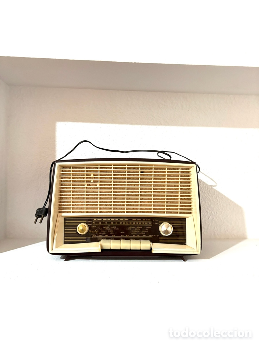 Radios antiguas: RADIO VINTAGE IBERIA B-252 - Foto 8