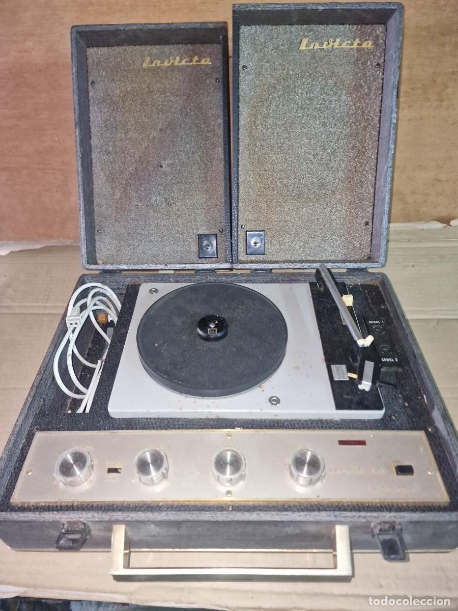 Radios antiguas: TOCADISCOS MARCA INVICTA A&Ntilde;OS 60 - Foto 1