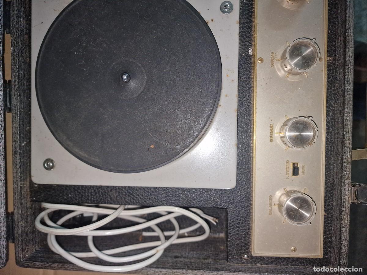 Radios antiguas: TOCADISCOS MARCA INVICTA A&Ntilde;OS 60 - Foto 7