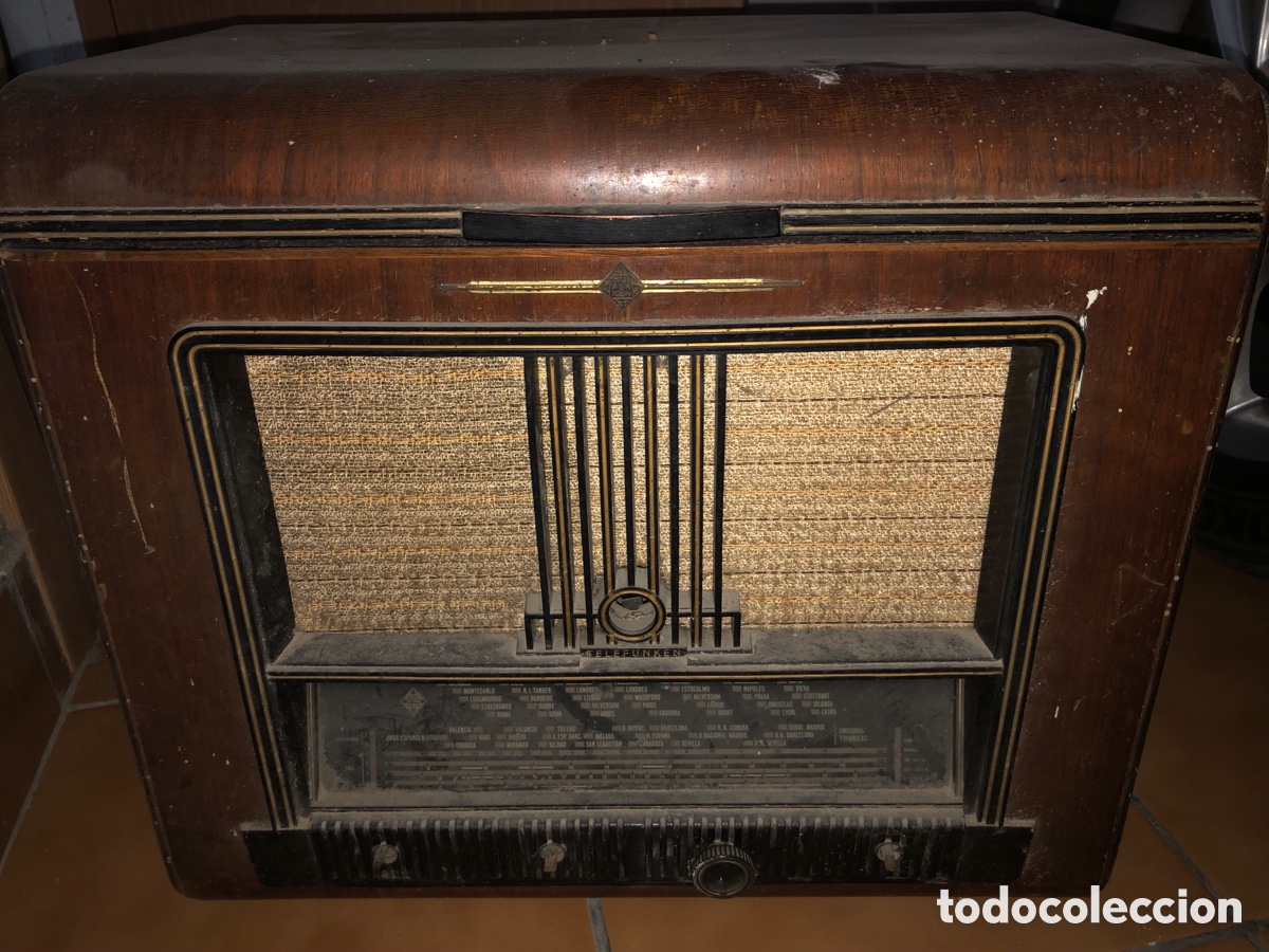 Radios antiguas: Antigua radio y tocadiscos telefunken para restaurar de gran tama&ntilde;o