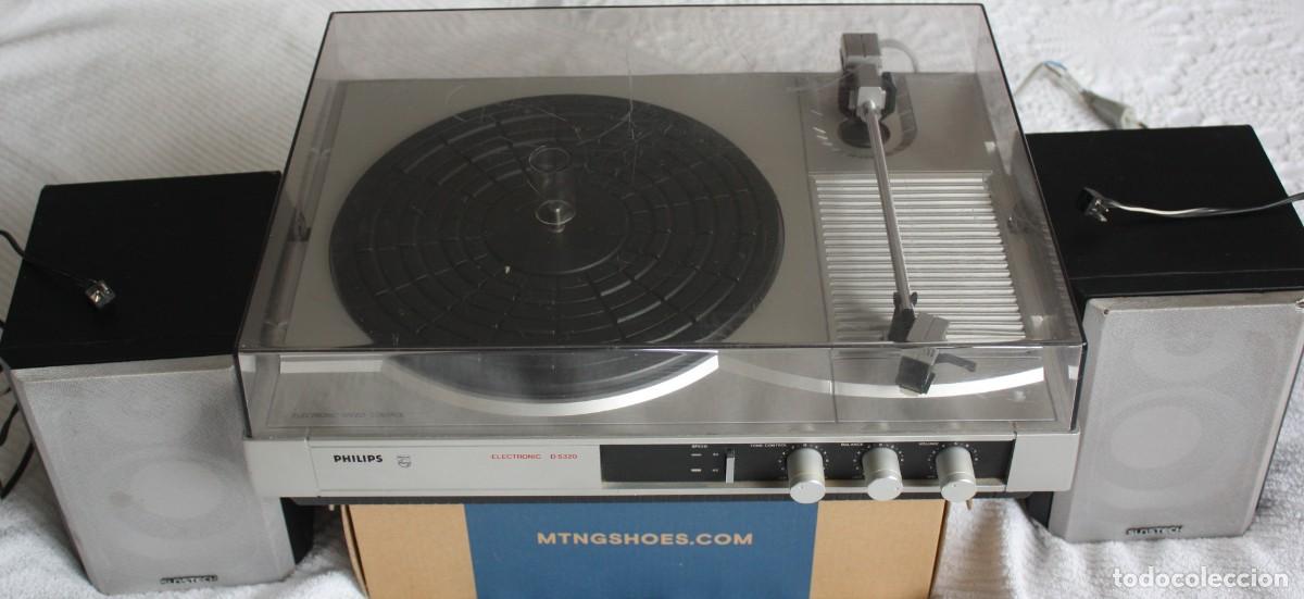 Radios antiguas: ANTIGUO TOCADISCOS PHILIPS - FUNCIONANDO - Foto 1