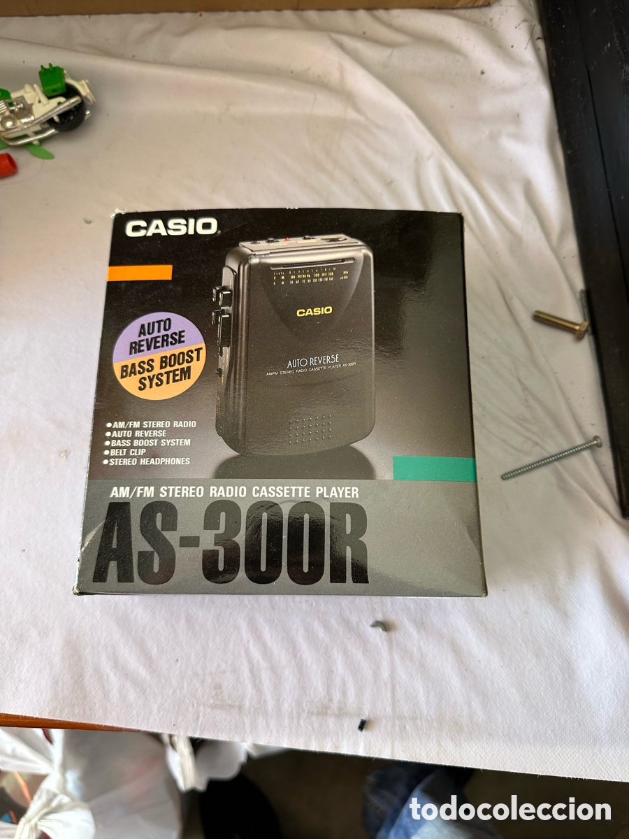 Radios antiguas: Bonito walkman Casio en su caja - Foto 1