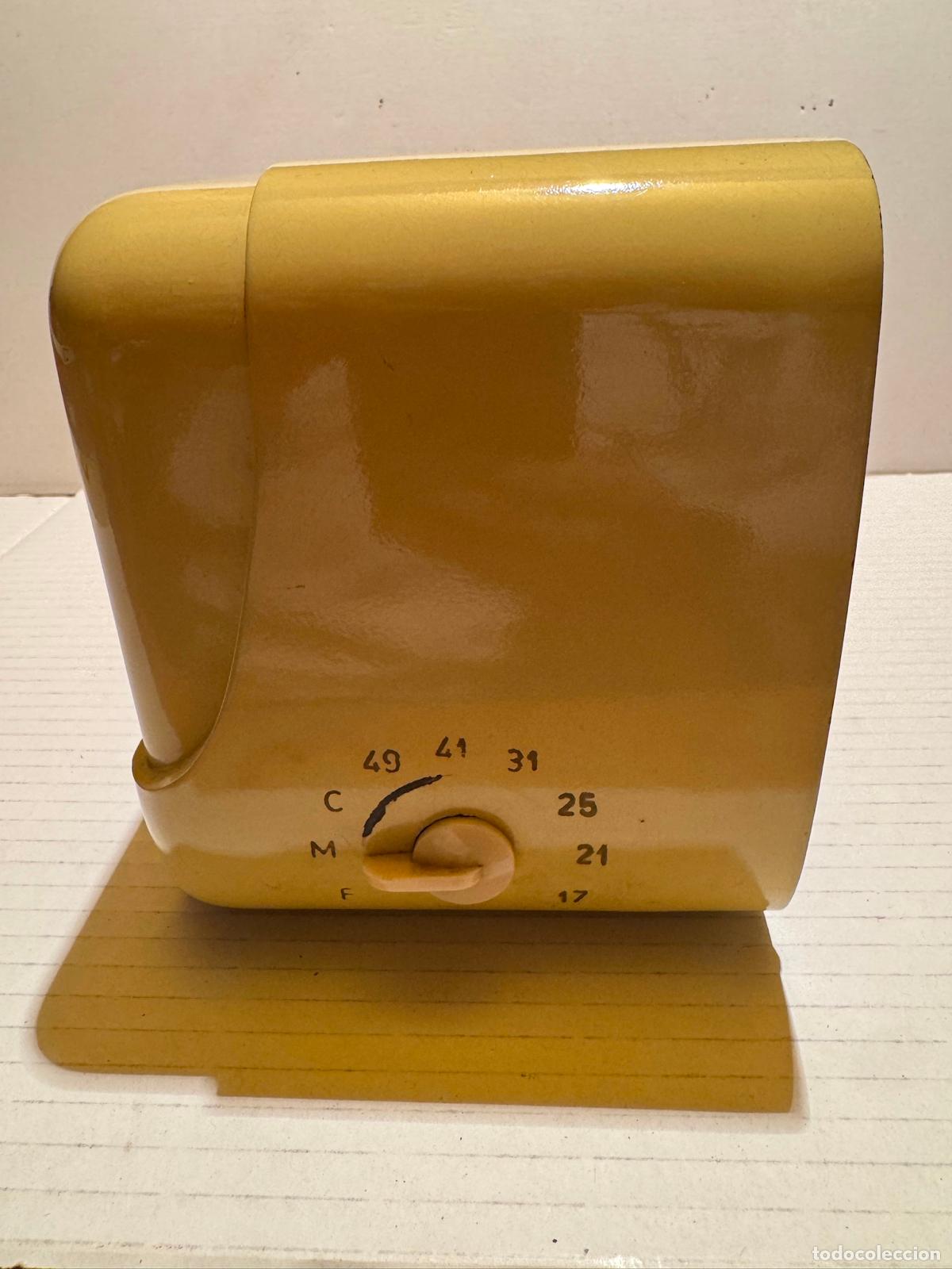 Radios antiguas: RADIO DE BAQUELITA RUMA SIN EXTRENAR - Foto 3
