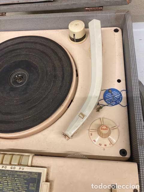 Radios antiguas: Maletin tocadiscos LA VOIX DE SON MAITRE - Foto 3