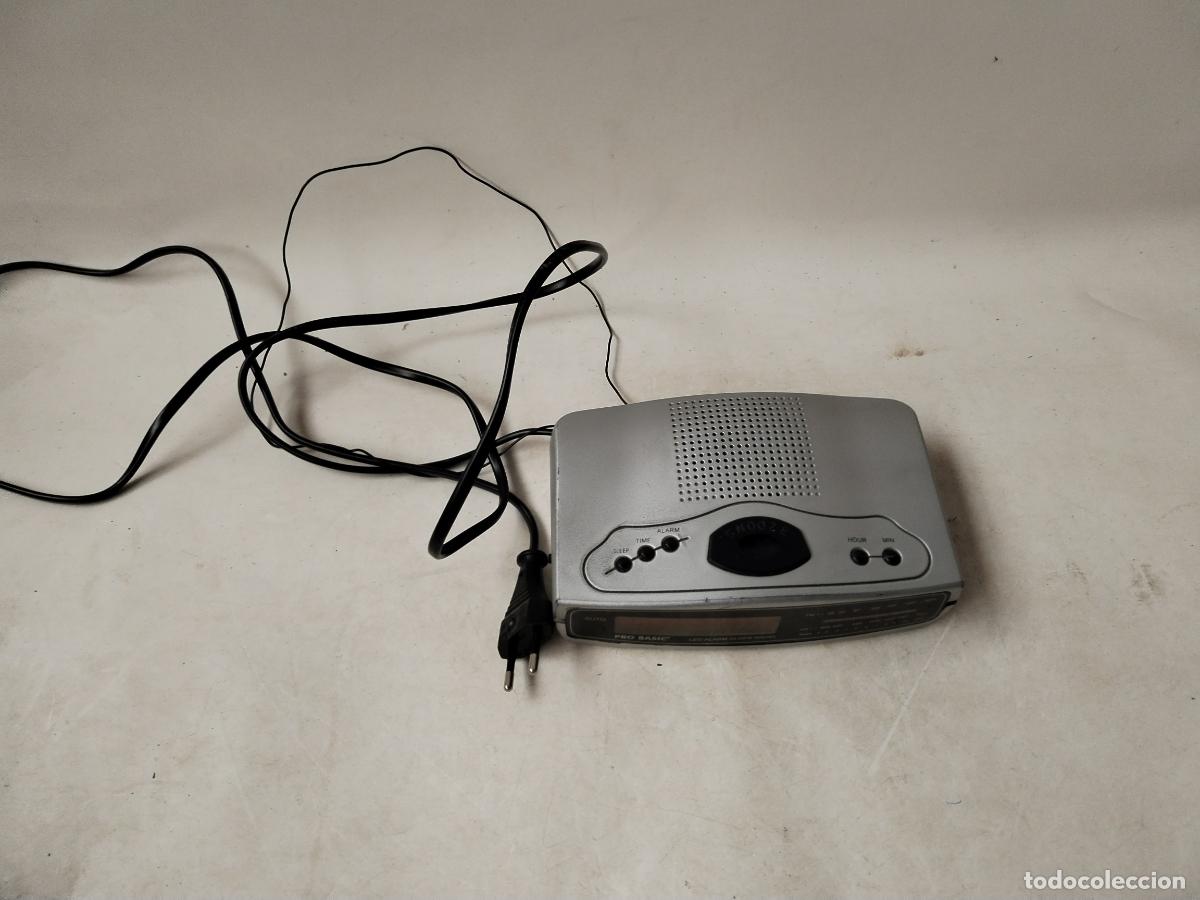 Radios antiguas: led alarm clock radio pro basic model cr550 - Foto 4