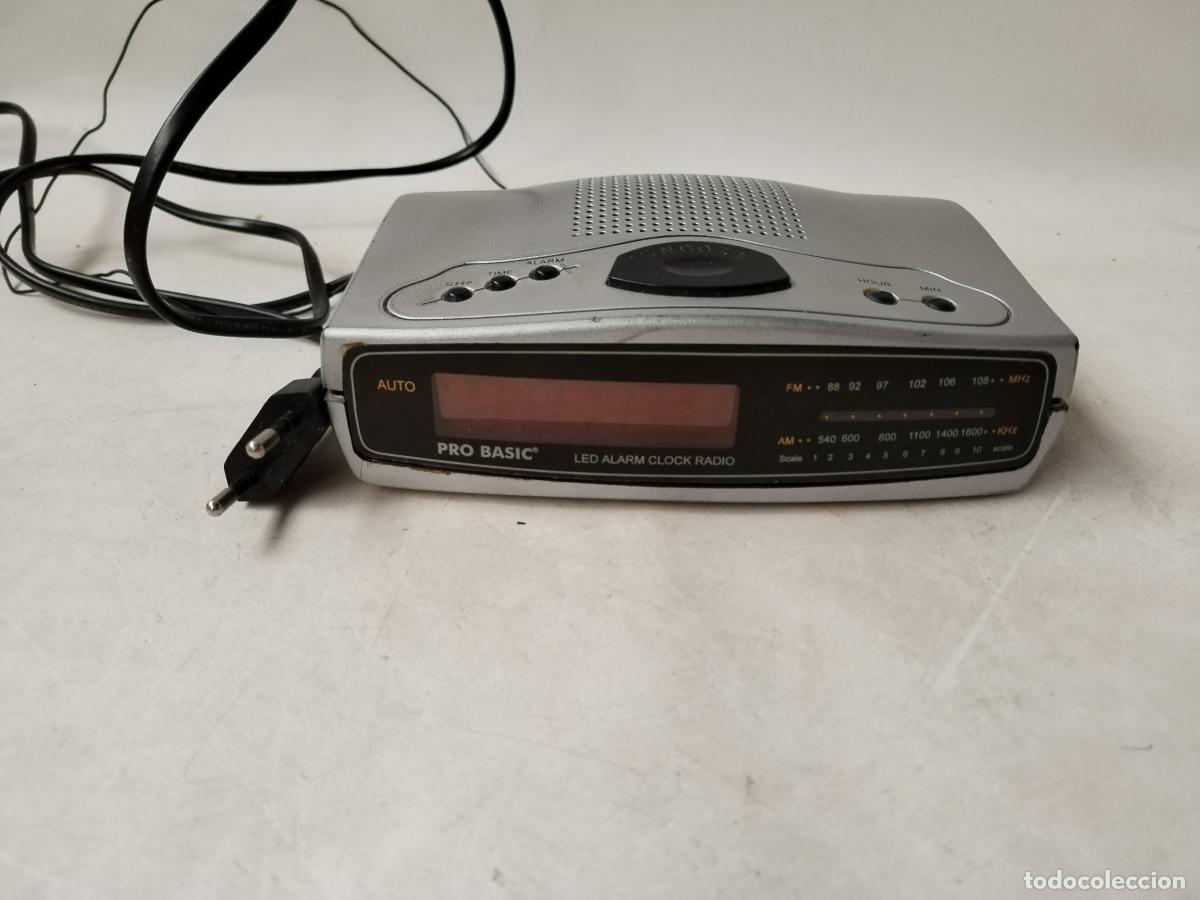 Radios antiguas: led alarm clock radio pro basic model cr550 - Foto 5